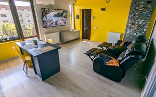 La cheie, cu doua locuri de parcare, ferit de agitatie si aglomeratie - Poză 4