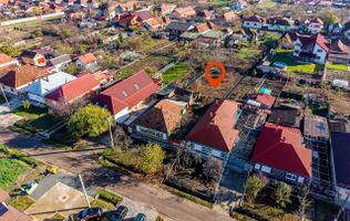 Casa din caramida 3 camere - Teren 755 mp - Livada, Arad