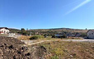 Teren intravilan / Zona Chinteni - Poză 1
