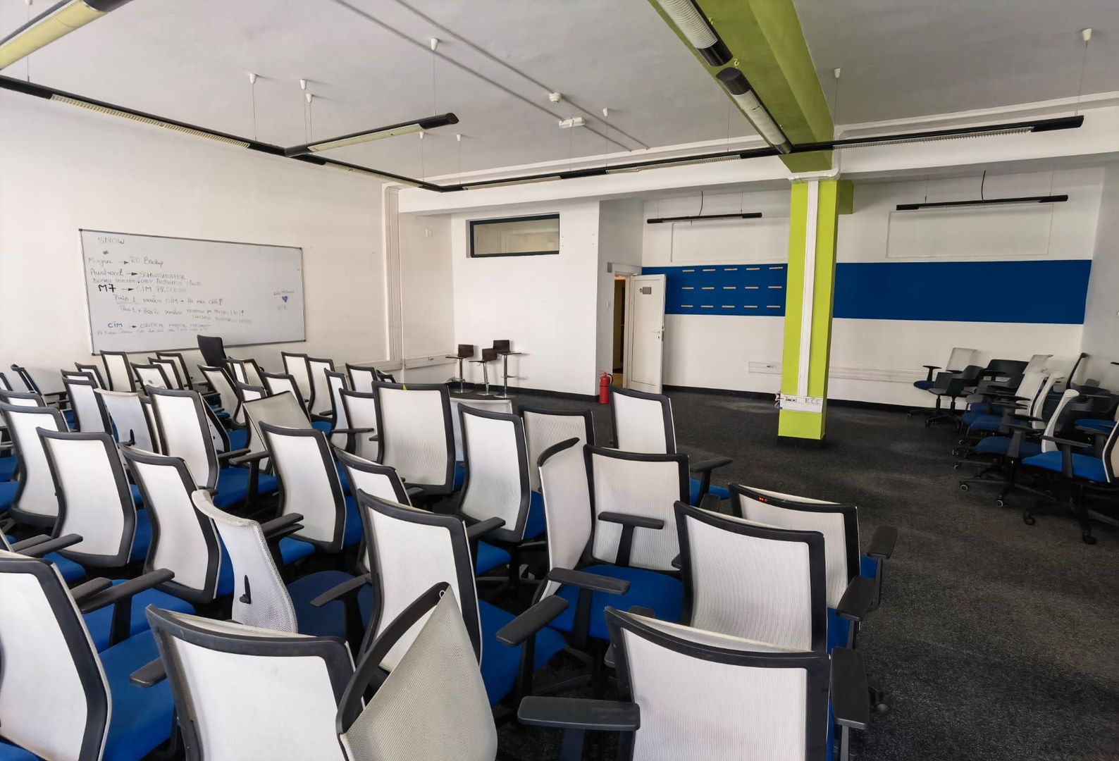 Spatii birouri/servicii - Poză 35