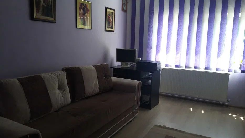 Apartament cu 3cam,in micro 21,et 1 - Poză 1