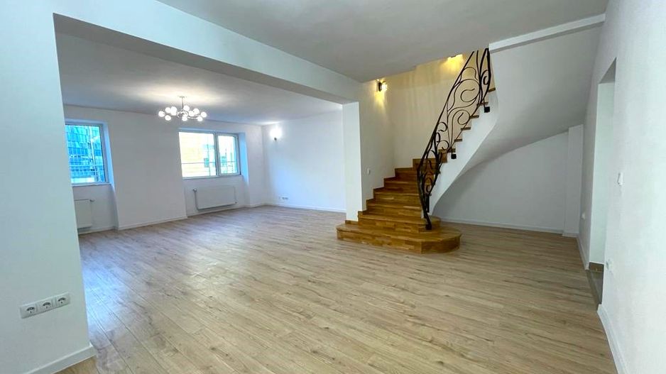 PENTHOUSE | 7 CAMERE | TRIPLEX | PIATA VICTORIEI - Poză 2