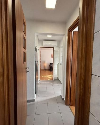 Apartament 2 camere renovat de inchiriat in zona Lujerului - Poză 3