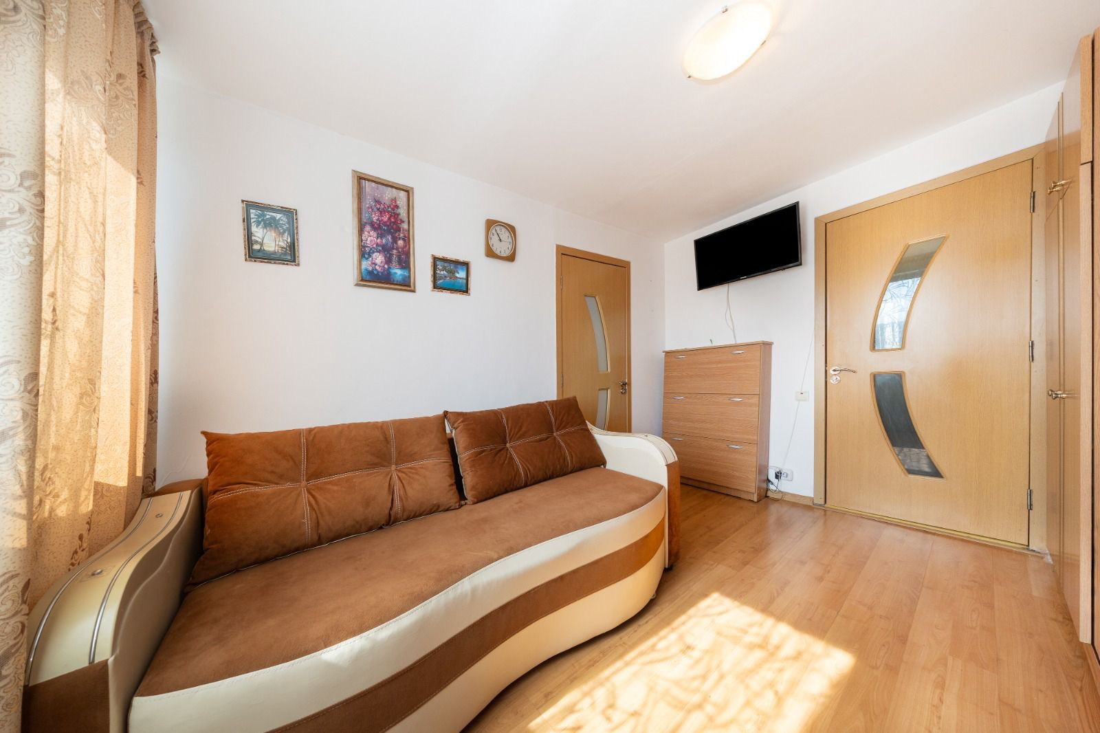 Apartament 2 camere de vanzare in Tractorul – Brasov - Poză 3