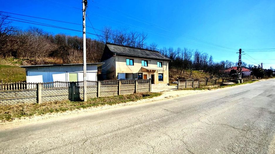 Spațiu comercia cu teren Dârmănești, Argeș-ideală pentru locuința sau afacere  - Poză 1