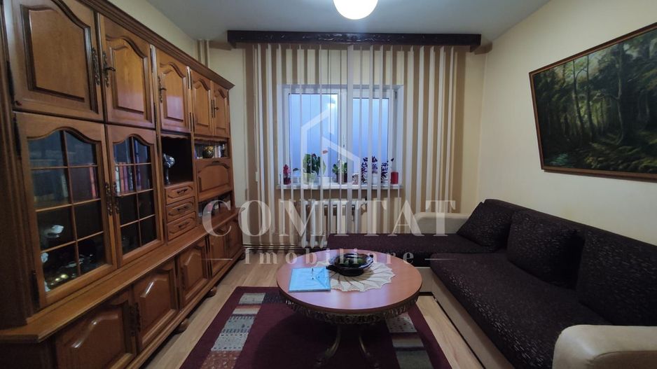 Apartament | 4 camere  | 94 mp | etaj intermediar | zona Farmec - Poză 3