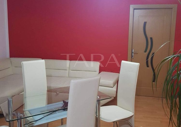 Apartament cu 2 camere si parcare  in zona centrala a localitatii - Poză 2