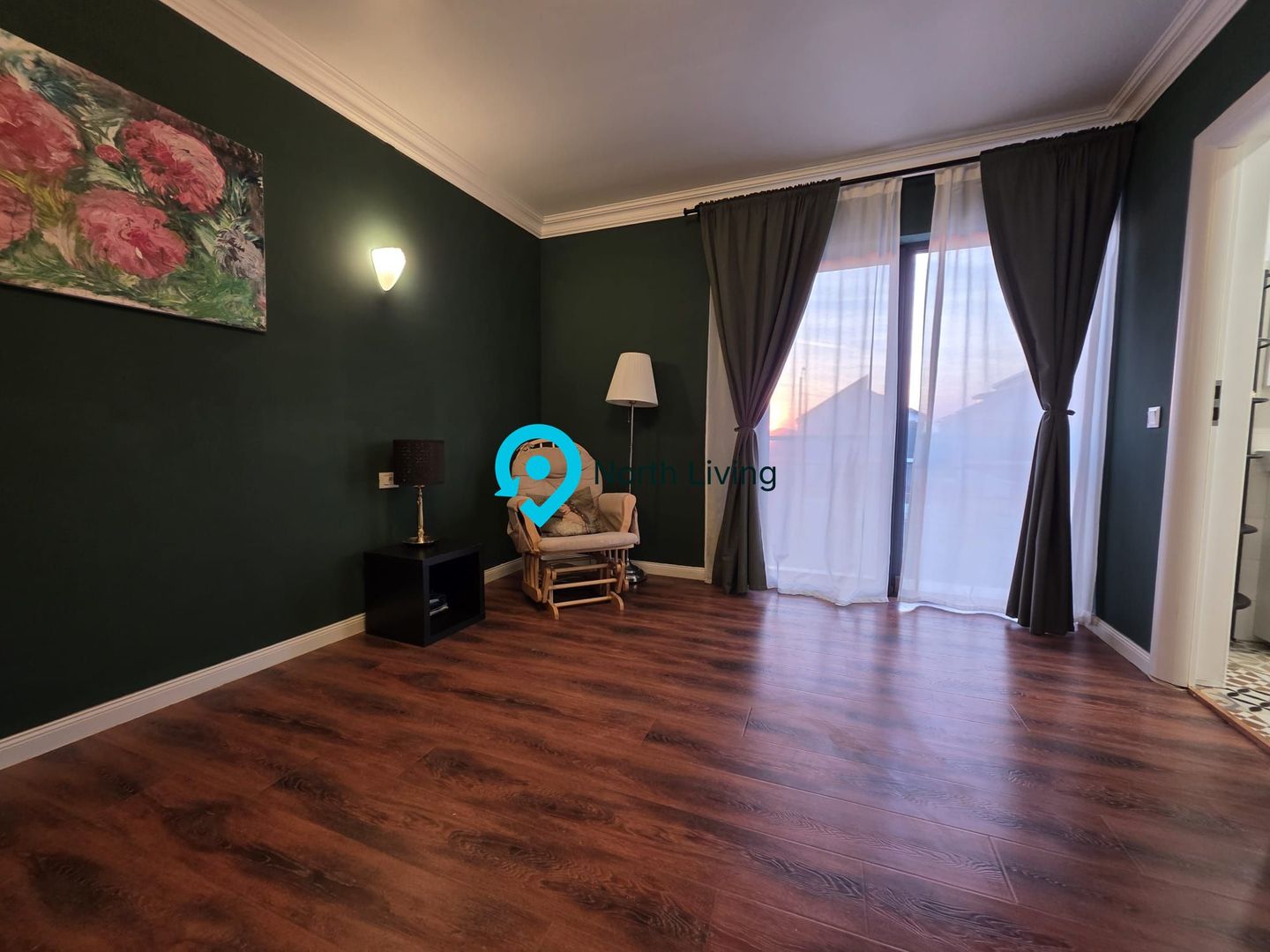 Casa 4 camere + curte 300 mp Tunari - Poză 10