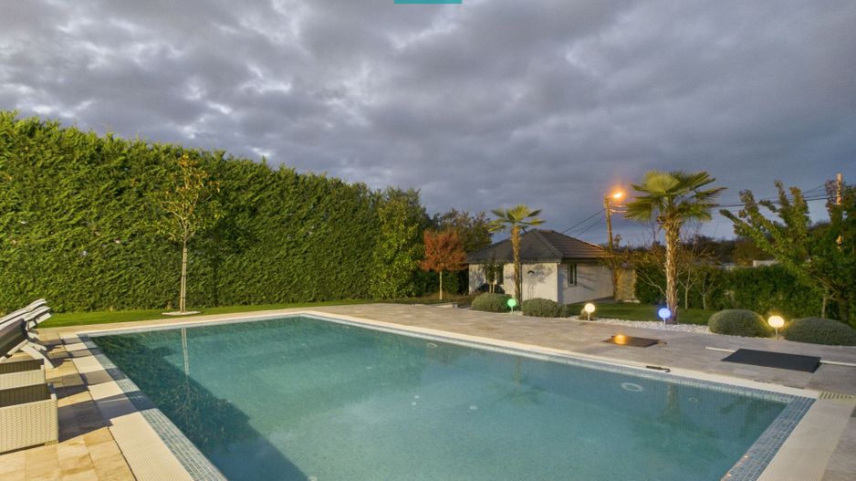 Casă de lux Oncea, piscină, 400 mp - Poză 59