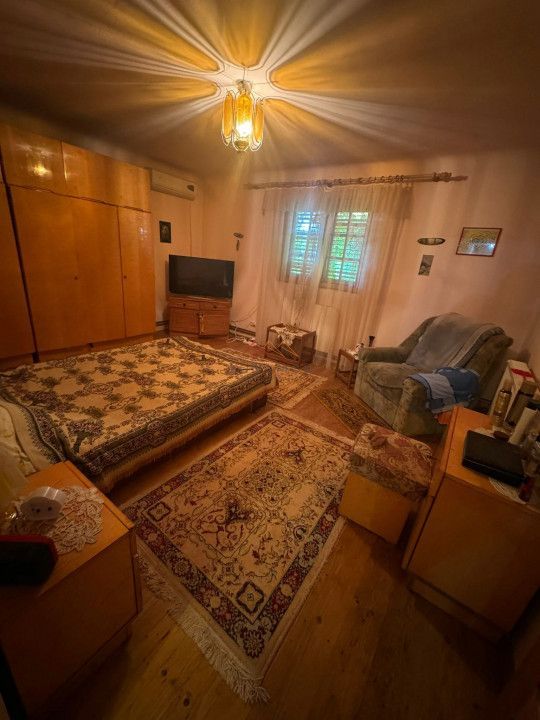 Casa 3 camere + Anexe, garaj, teren 2500 m2, an 1974, CT, Magurele, PH - Poză 19