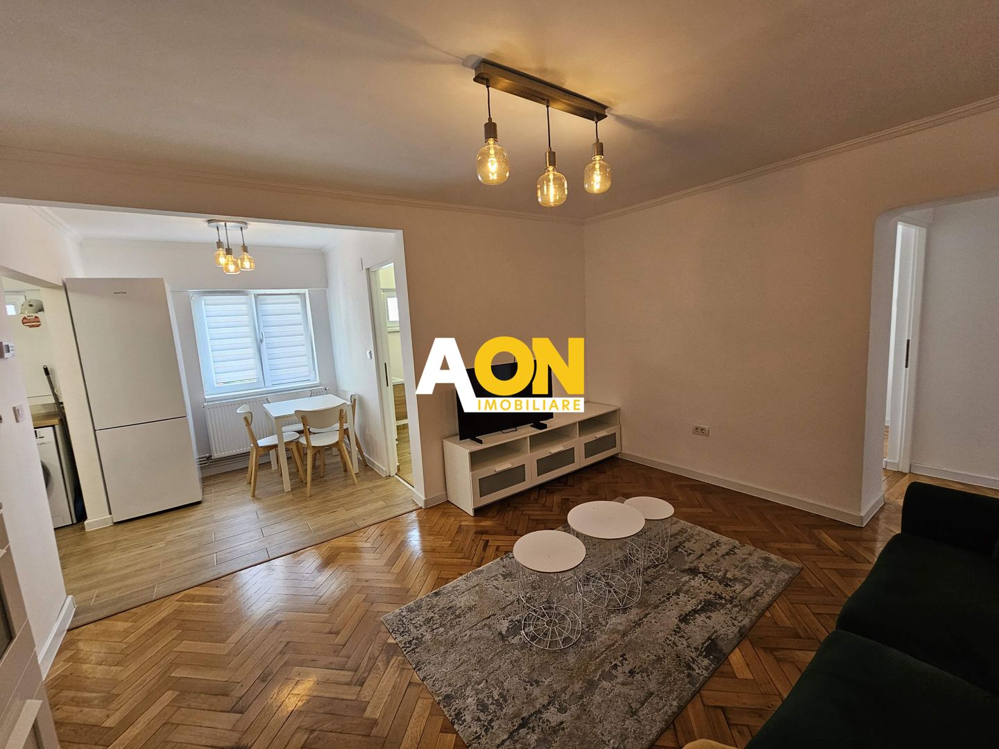 Apartament cu 2 Camere, Etaj Intermediar, Zonă Ultracentrală - Poză 6