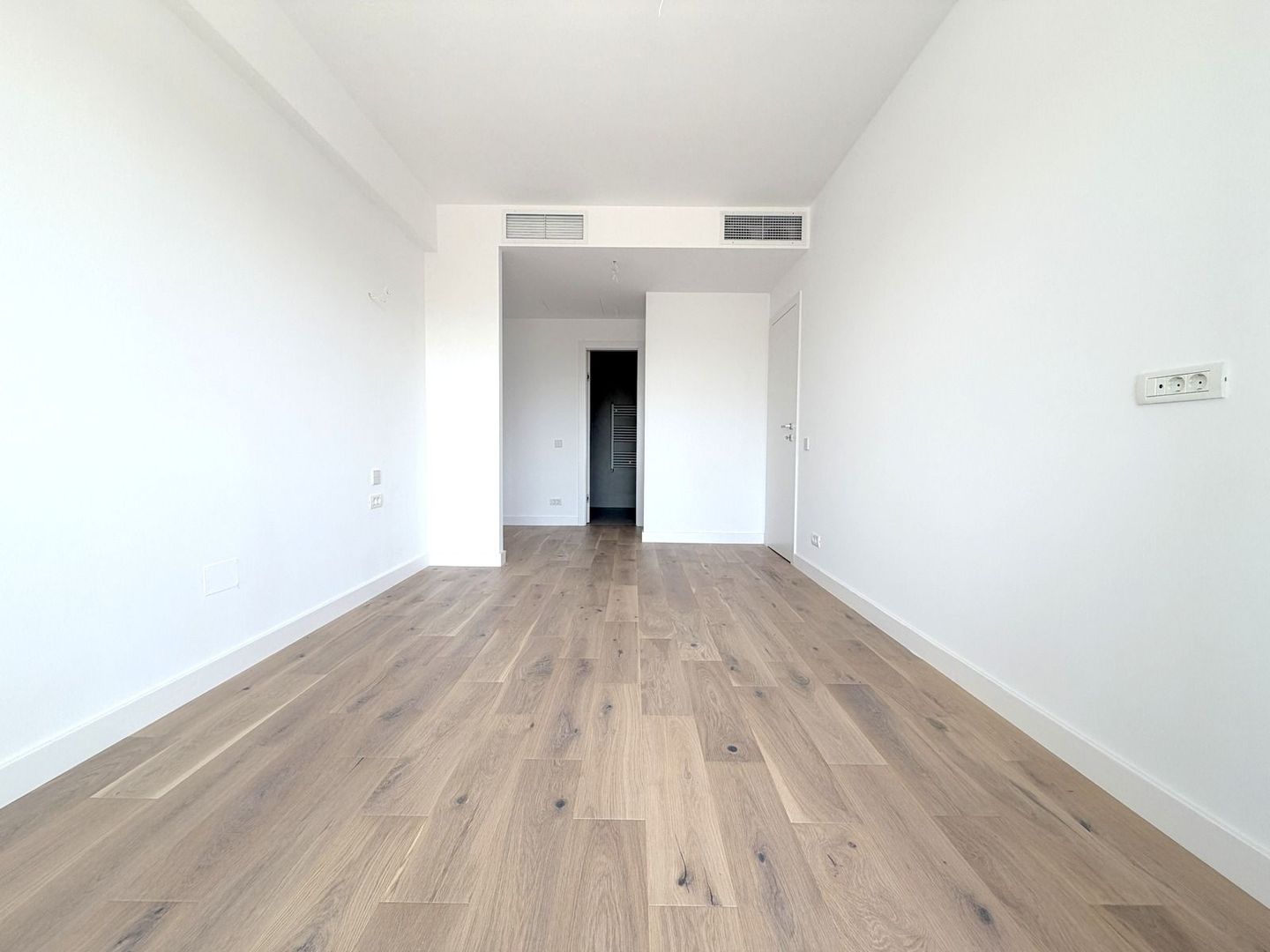 Apartament 2 camere  The Level |  Piata presei libere |  Parcare subterana - Poză 14