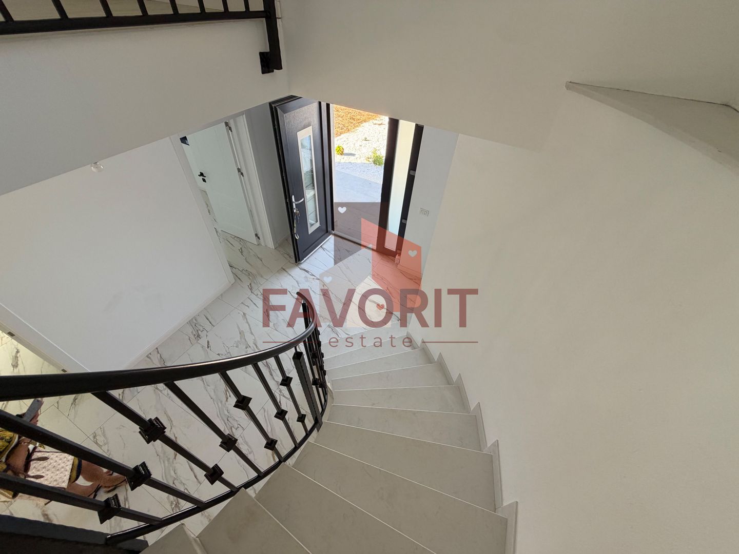 Casa individuala. 172 mp utili. Garaj. Disponibila imediat - Poză 38