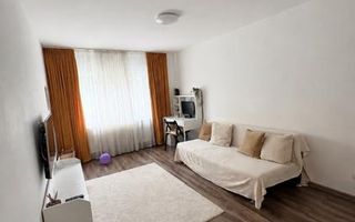 Apartament 3 camere  zona Lipovei  etaj 2 - Poză 1