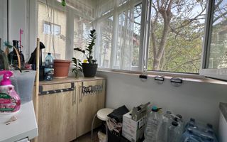 2 camere | etaj intermediar | centrala proprie | zona excelenta | - Poză 11