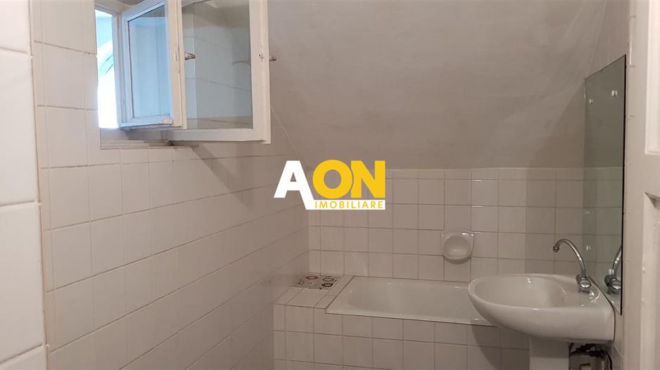 Casa ideala pentru transformare in pensiune - Poză 27