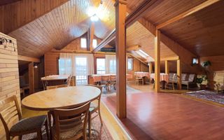 Hotel / Pensiune de vânzare în Central, Slanic-Moldova - Poză 23