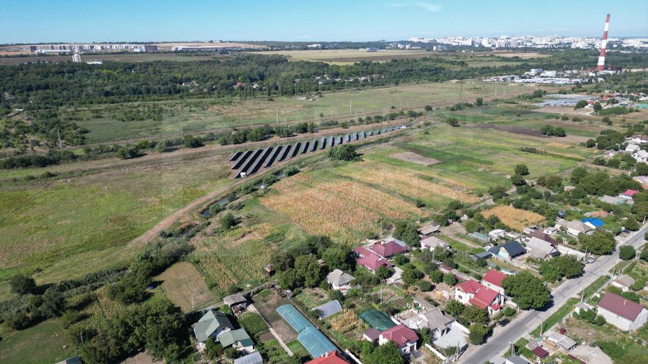 Vânzare, teren 2,5 ha, com. Bîc, Chișinăi - Poză 2