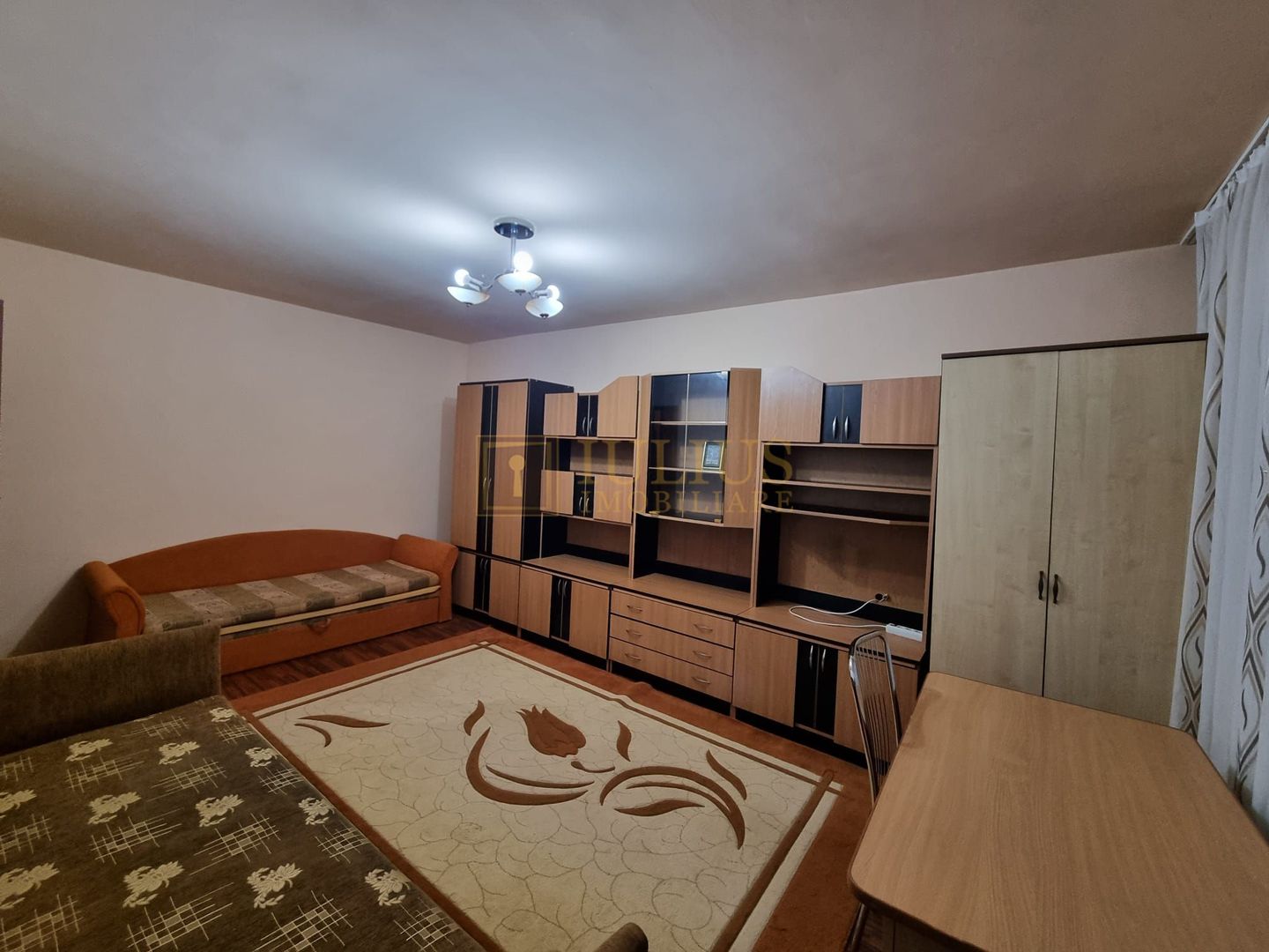 centrală proprie, aer conditionat, zonă liniștită, apartament spațios - Poză 9