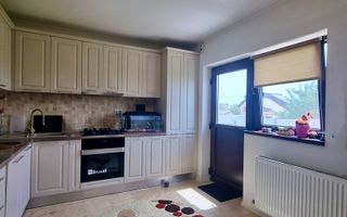 VANDUT/ SOLD - Casa / Vila de vanzare Valu lui Traian - Poză 8