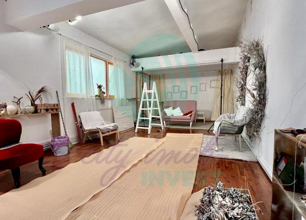 IMOBIL RENOVAT CU CURTE PROPRIE- ROND COSBUC - Poză 7