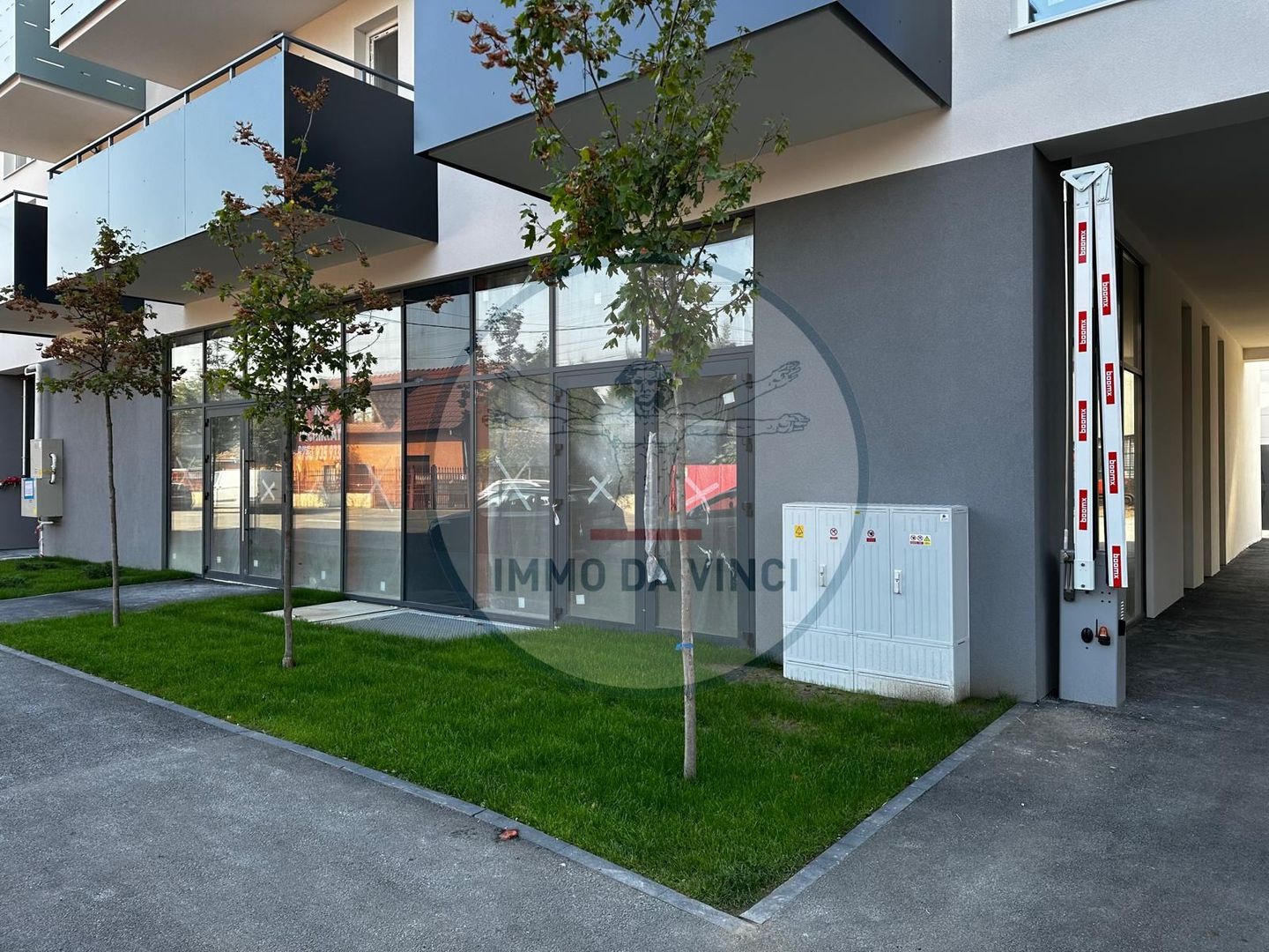 Spatiu comercial mixt suprafata de 171mp - Poză 1