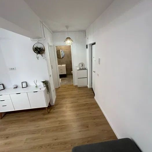 2 camere decomandat cu terasă, complex nou, aproape de metrou - Poză 5