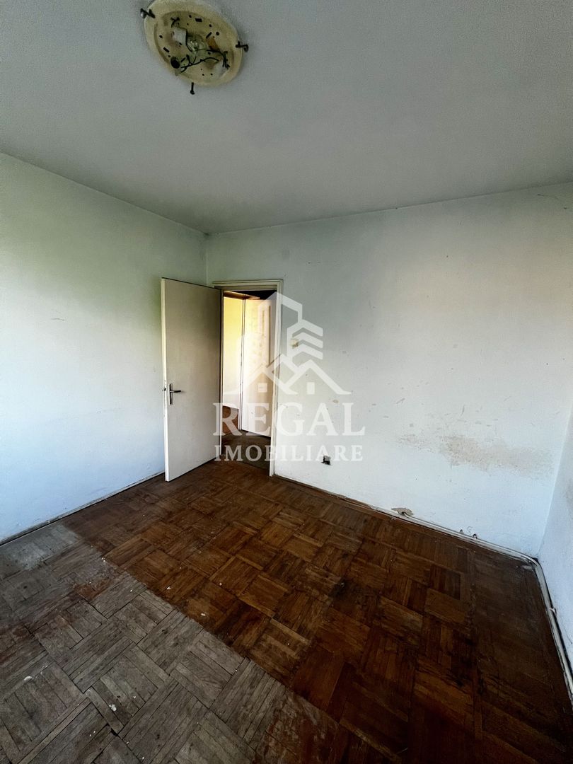 Apartament cu 2 camere și balcon mare, Micro 3 – pregătit ptr renovare - Poză 4