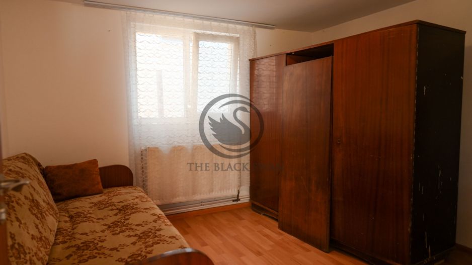 Casă din cărămidă de vanzare | 444 MP teren | Pleasa, PH | Comision 0% - Poză 5