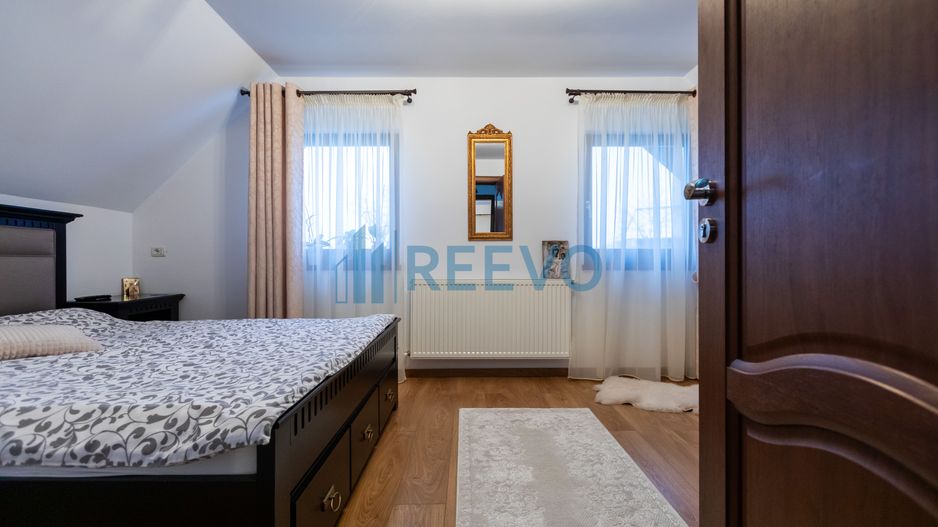 Casă/Vilă de vânzare în Trebeș, Mărgineni, jud Bacău - Poză 6