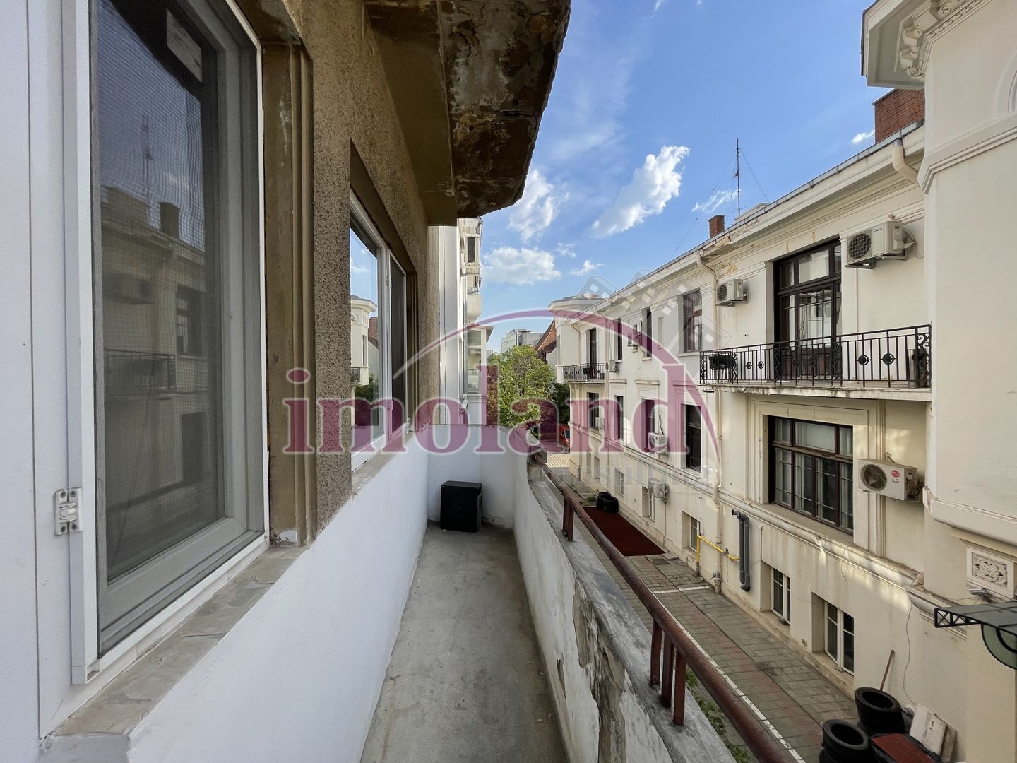 Vanzare apartament 2 cam + garaj in bloc tip vila | Dorobanti - Poză 1