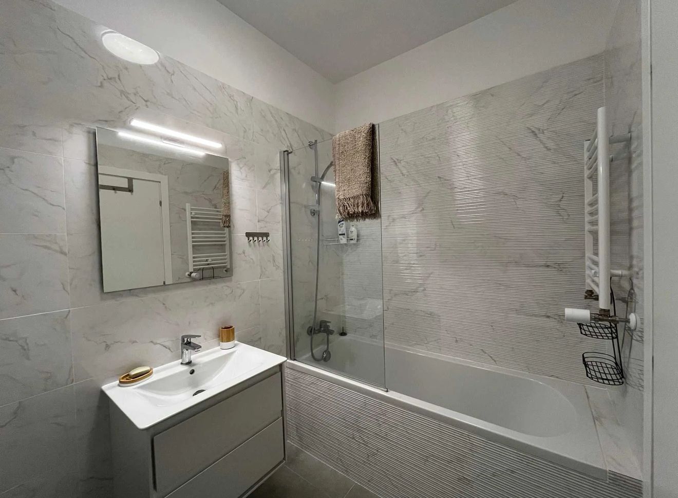 AP. 2 CAMERE- RESIDENCE 5 PIPERA, PARCARE SUBTERANA INCLUSA, MODERN - Poză 7