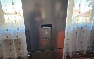 3 camere, zona centrala, centrala proprie, ideal pentru studenti, familie - Poză 9