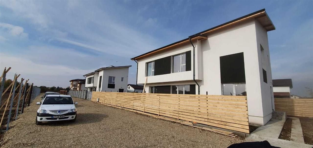 Vila individuala Tunari | Pompa de Caldura & Panouri Solare - Poză 3