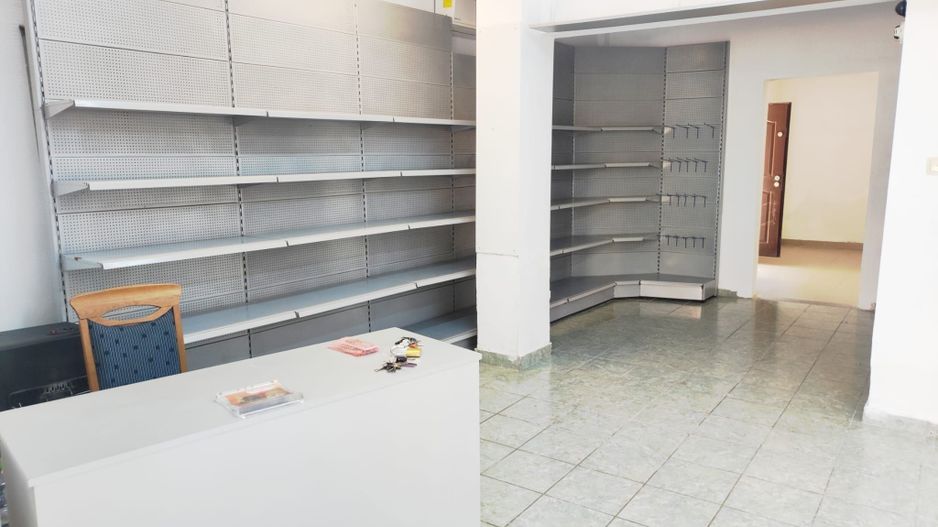 Casa pentru spatiu comercial strada Iuliu Maniu - Poză 1