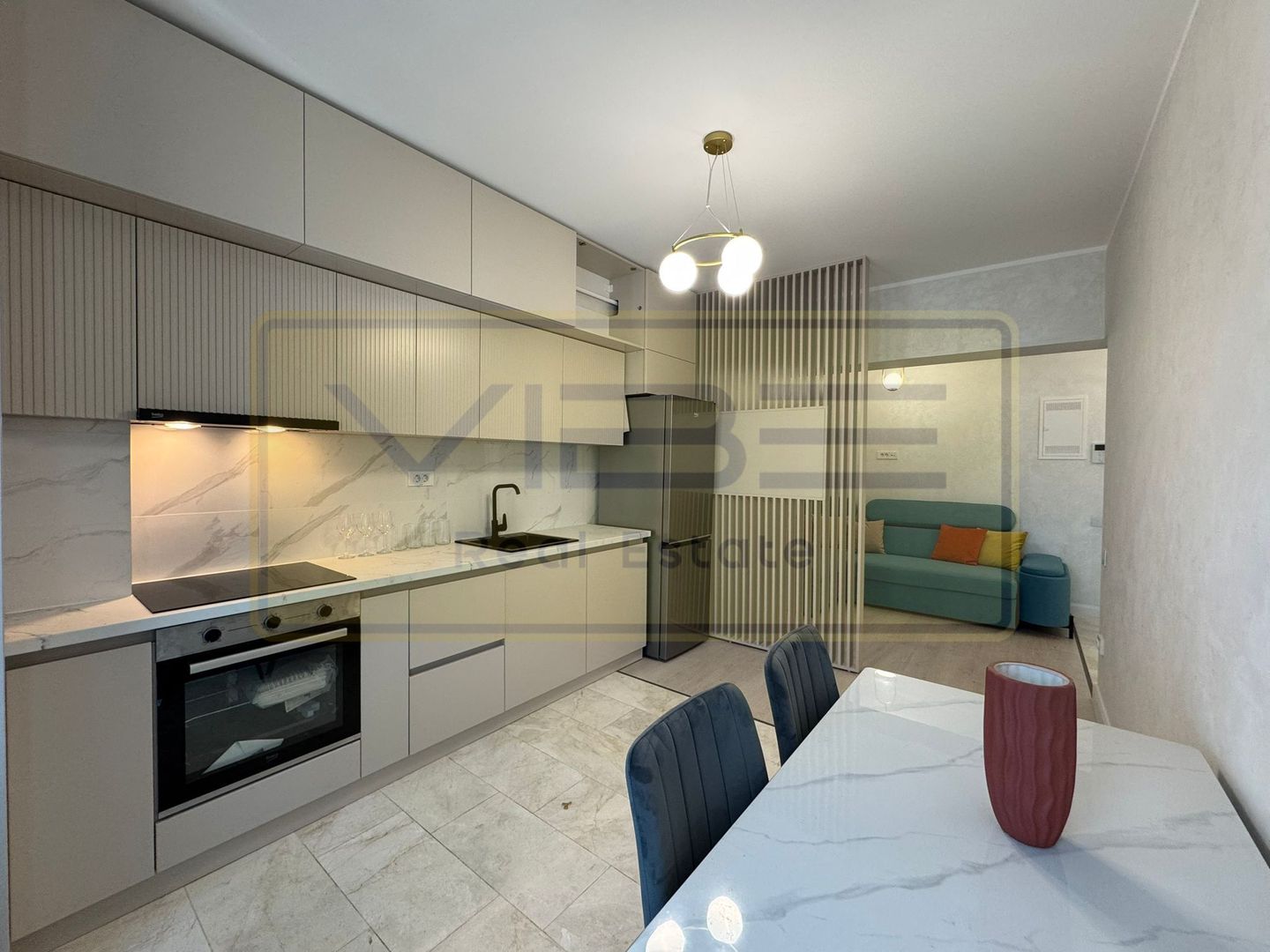 Apartament NOU 2 camere Copou + parcare Royal Town - Poză 3