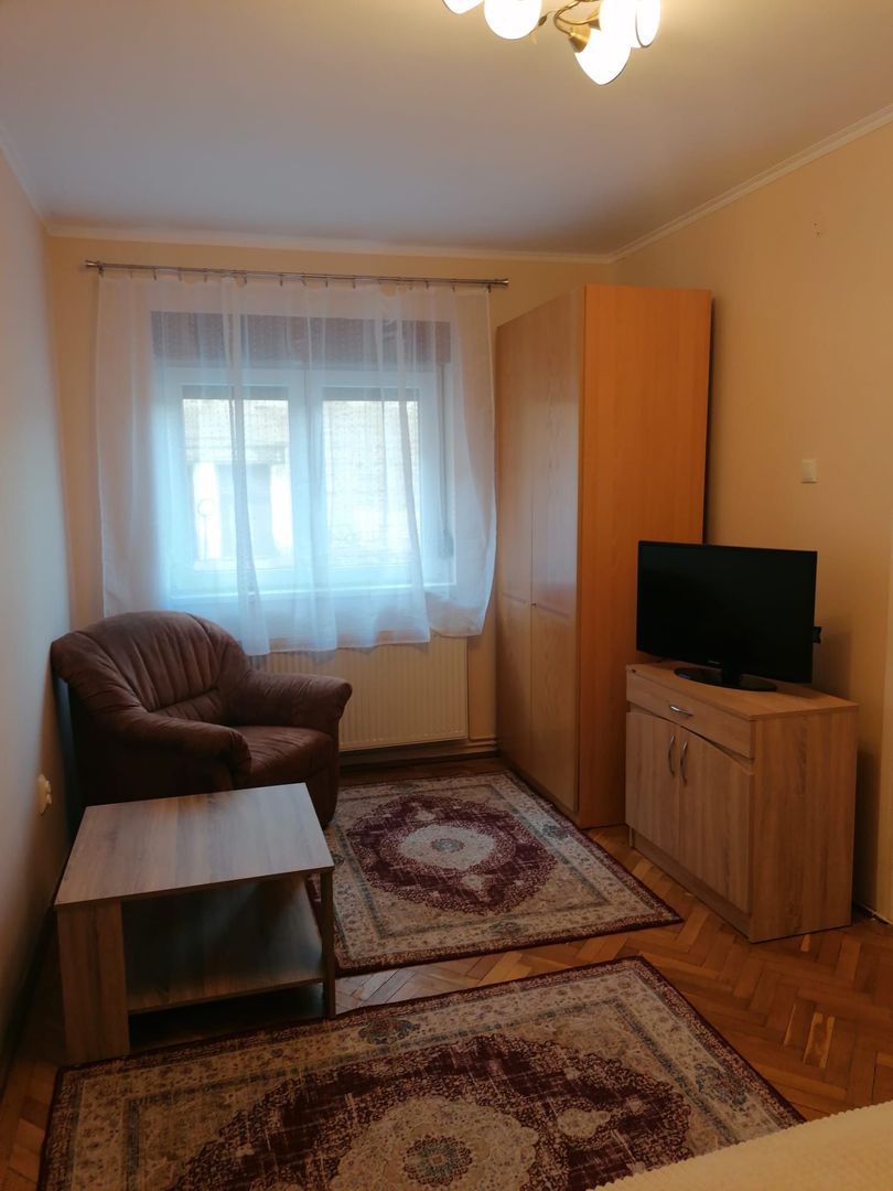 Mobilat si utilat aproape de Piata Unirii - Poză 12
