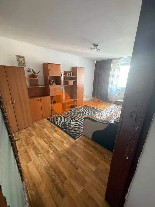 Apartament cu 3 camere zona Crangasi-Reabilitat Termic - Poză 2