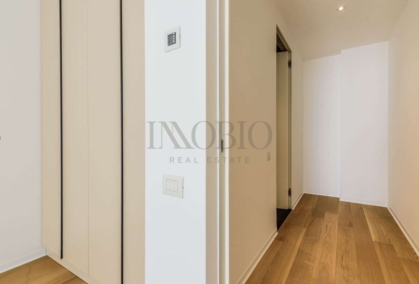 Apartament 3 Camere | One Mamaia | Loc de Parcare - Poză 14