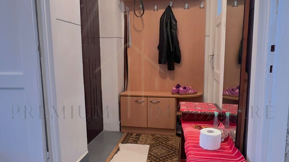 Apartament 2 camere decomandat zona centrala 36,500 euro negociabil - Poză 8