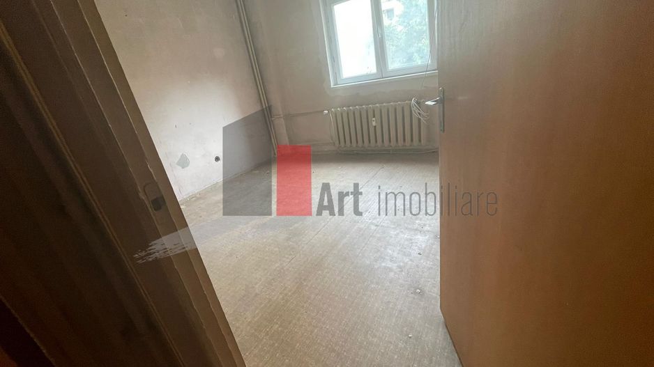 APARTAMENT 4 CAMERE STEFAN CEL MARE - Poză 3