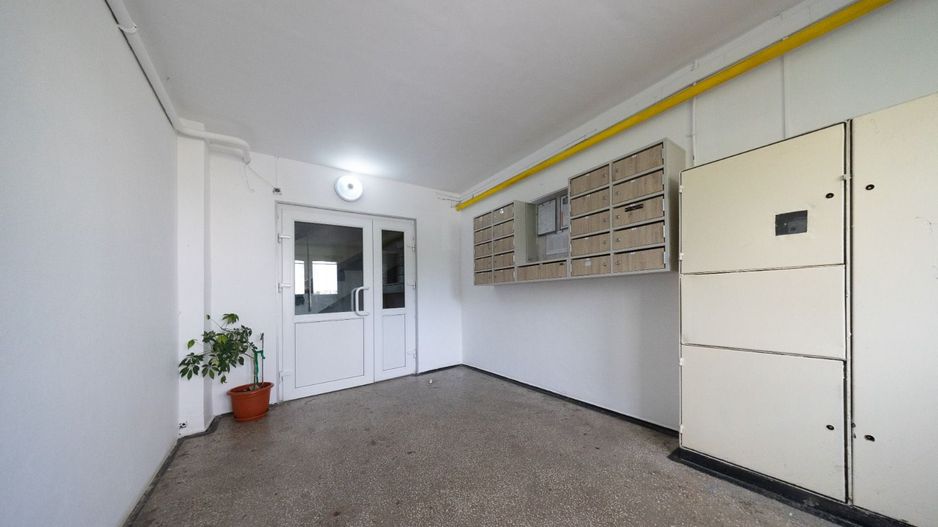 Sacele-Apartament 2 camere+2 locuri de parcare - Poză 10