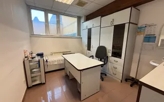 De vanzare  CLĂDIRE PREMIUM DE BIROURI ȘI SERVICII  pret negociabil - Poză 12