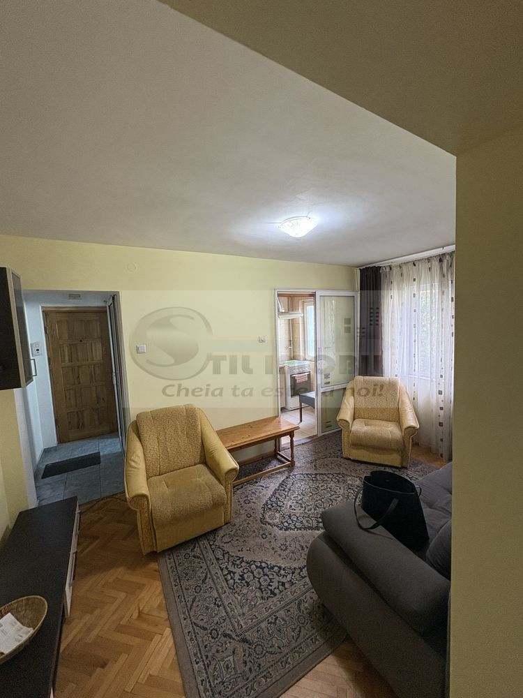 Liber, de vanzare apartament 2 camere, Podu Ros Cantemir, fara risc - Poză 1