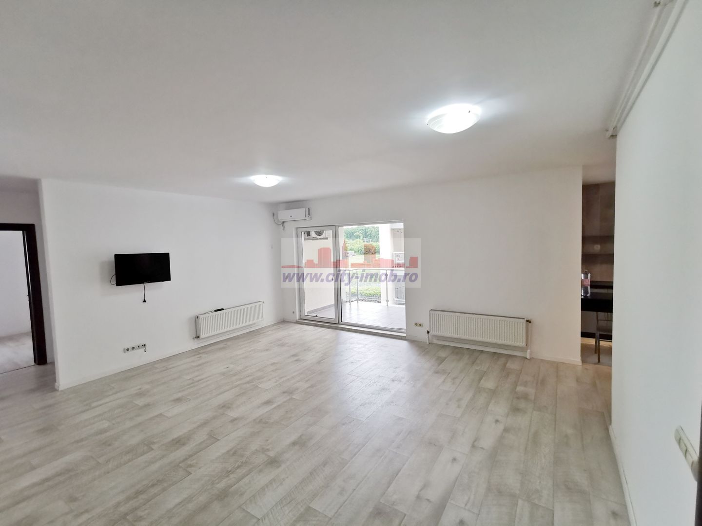 Vanzare Apartament 4 camere Baneasa - Poză 24