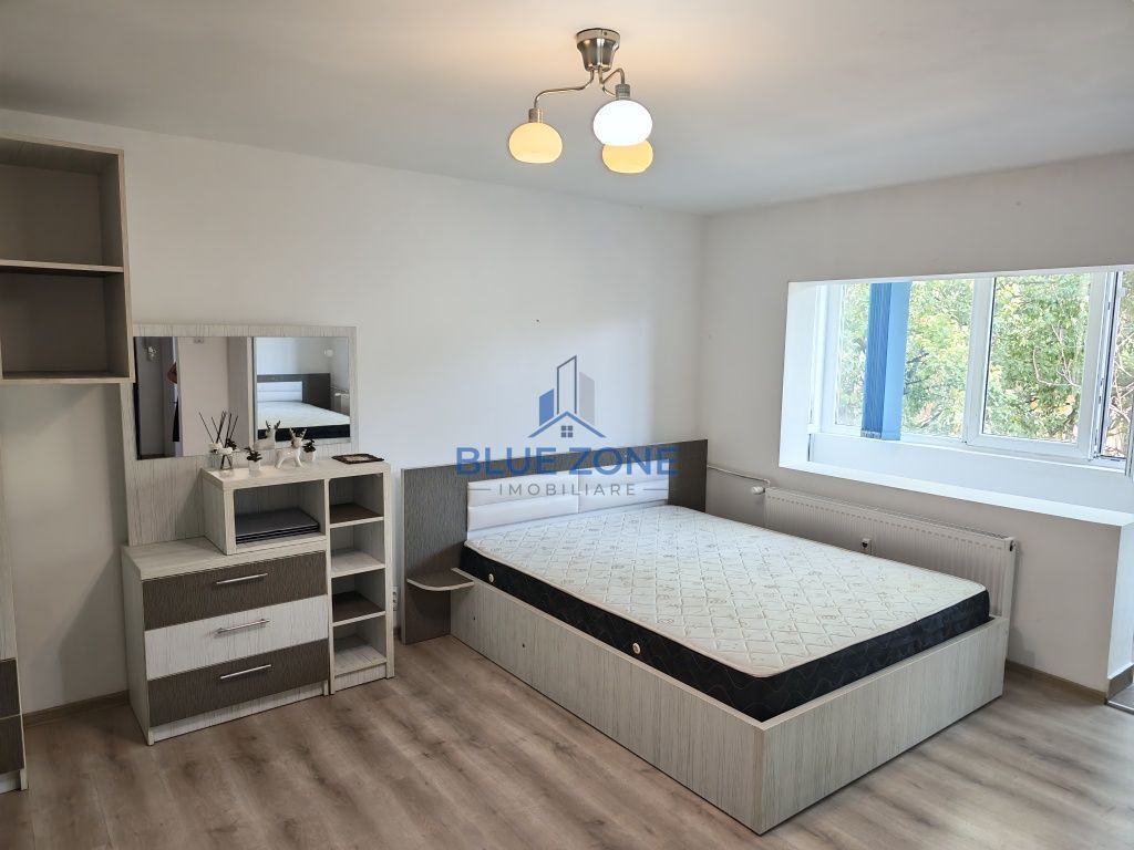 Mall Vitan | Garsonieră 40,6 mp | Renovată complet | Etaj 3 - Poză 1