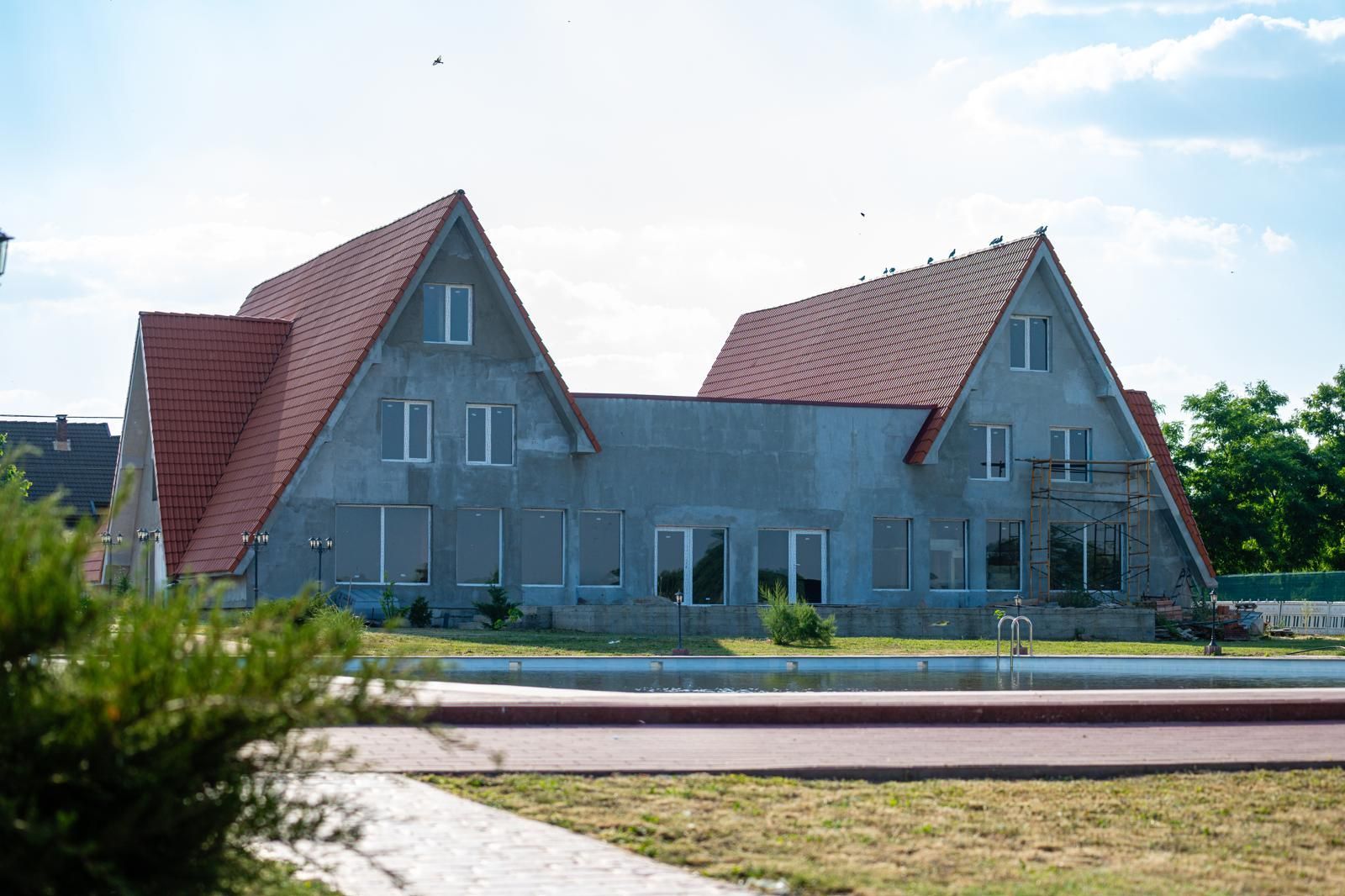 Sala de evenimente cu  piscina si foisor Biled COMISION 0 % CUMPARATOR - Poză 11