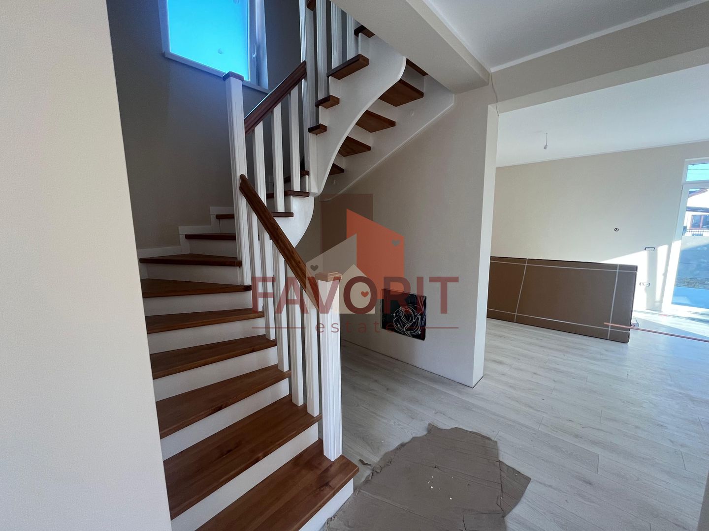 Casa Individuala in Mosnita Veche. Toate Utilitatile. Vatra satului. - Poză 7