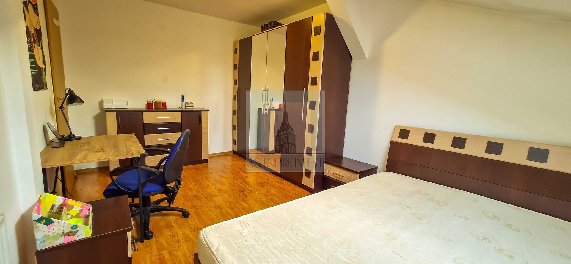 Apartament 3 camere pe 2 niveluri-  Bul. Garii /Sala Sporturilor - Poză 5