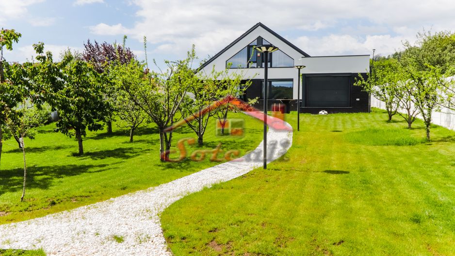 VILĂ MODERNĂ DE LUX CU PISCINĂ, FOTOVOLTAICE ȘI FOIȘOR – BREAZA - Poză 5